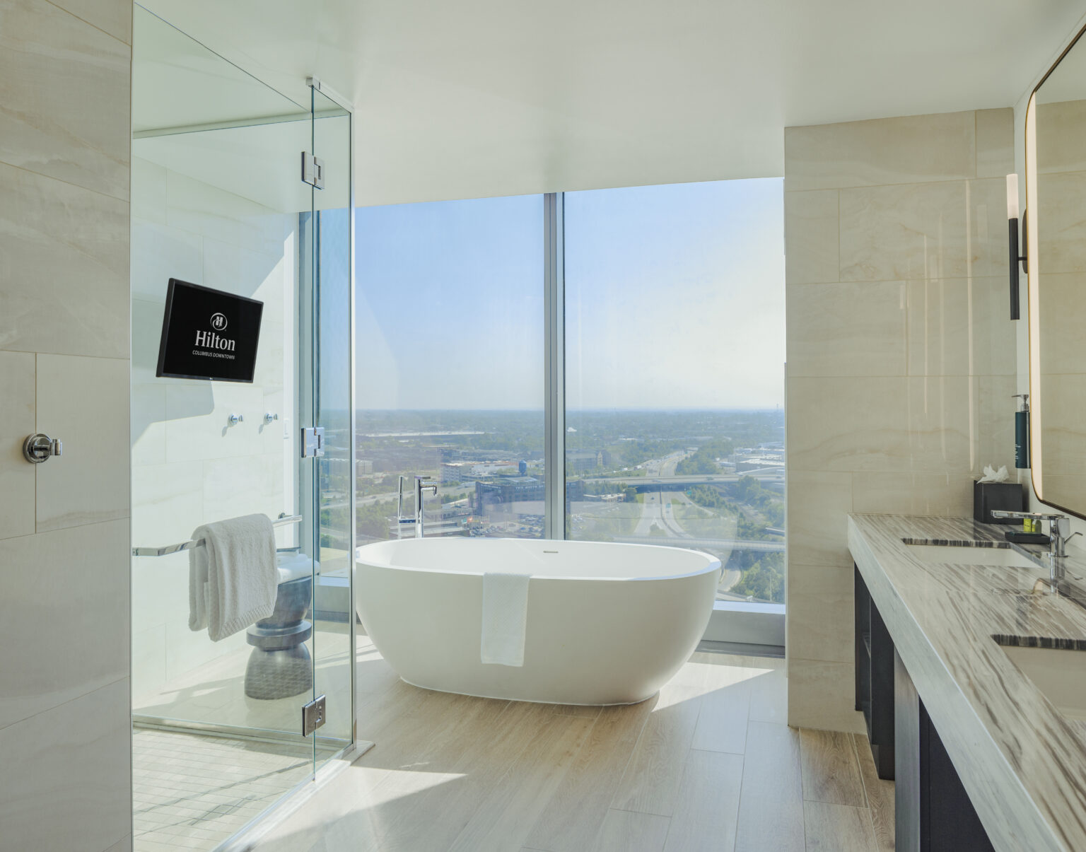 Stay in Columbus - Hilton Columbus Downtown